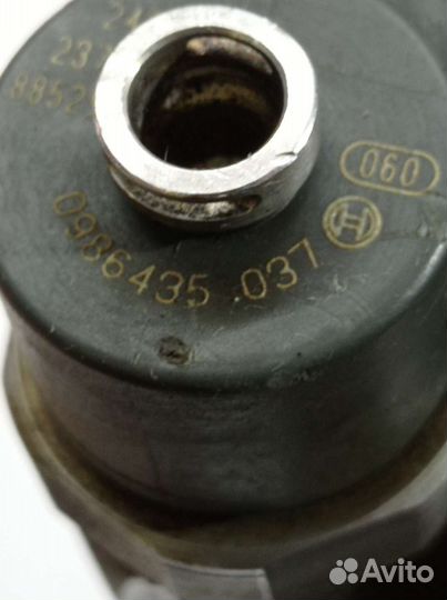 A6130700887 топливная форсунка 2.2 2.7 3.2 CDI