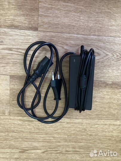 Кольцевая лампа со штативом