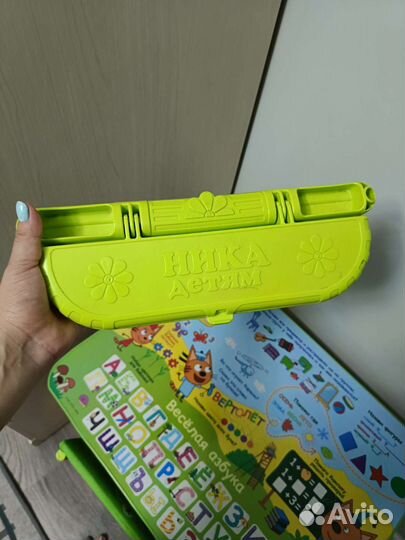 Комплект детской мебели стол и стул