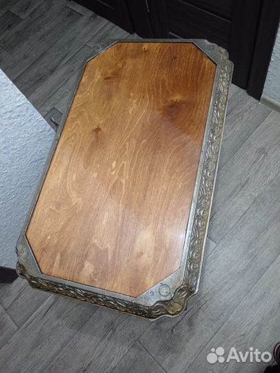 Подставка - столик