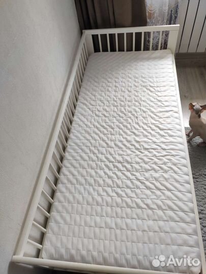 Детская кровать IKEA с матрасом