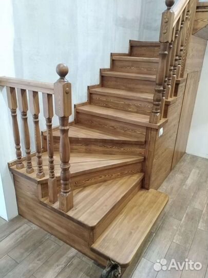 Деревянные лестницы и отделка лестниц