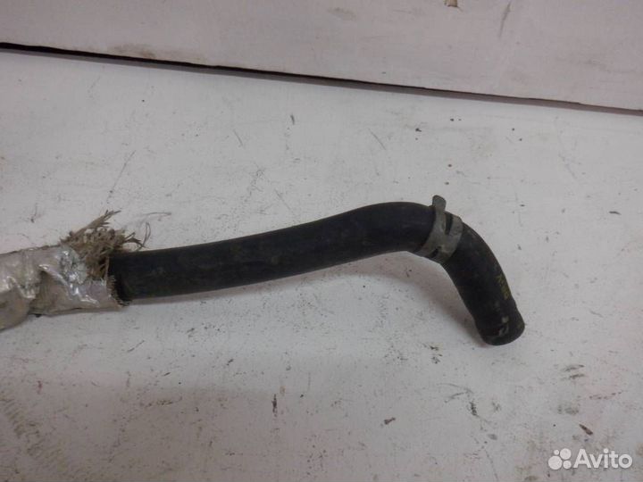 Патрубок системы охлаждения