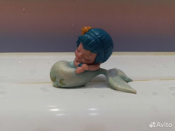 Фигурка русалочки