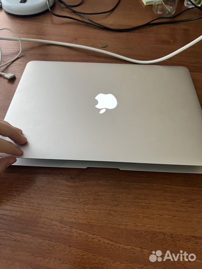 Apple MacBook Air (13-inch,2017)
