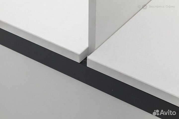 Офисная мебель для персонала Tour Wood