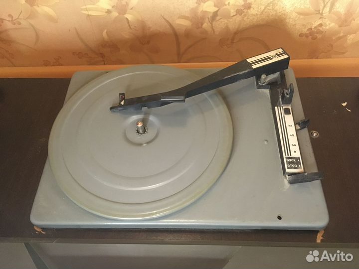 Радиола Рекорд 354 слр