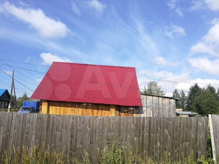 Дом 35 м² на участке 12 сот.