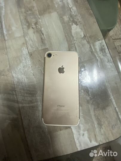 iPhone 7, 32 ГБ