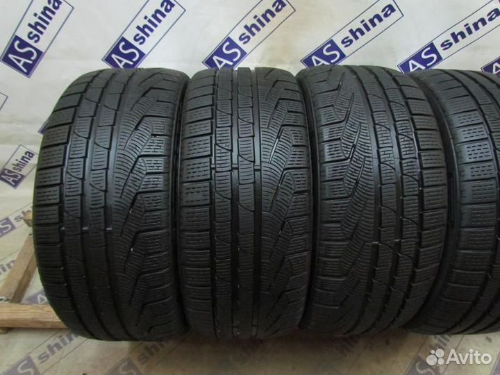 Pirelli Winter 210 SnowControl Serie II 245/45 R17 88R