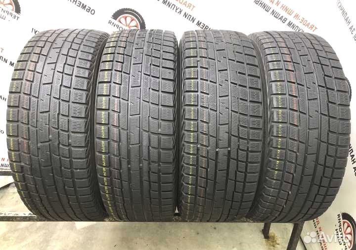 Yokohama Ice Guard IG50 215/55 R17