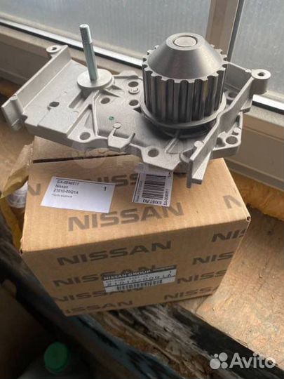 Помпа (насос водяной) Nissan
