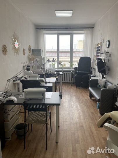 Место мастера маникюра в аренду
