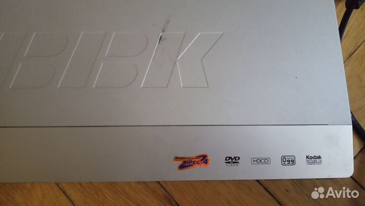 DVD плеер+караоке BBK DV310SI