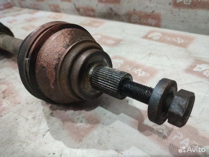 Привод передний левый Volkswagen Passat 3C2 BPY