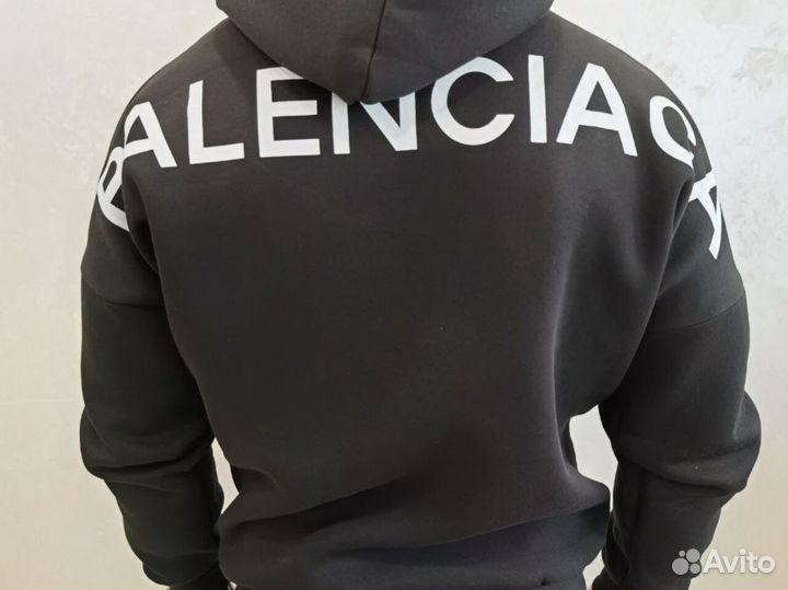 Толстовка Balentiaga