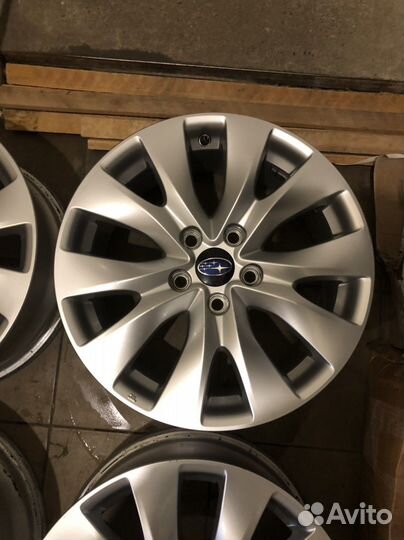 Оригинальные диски на новую Subaru R17 5*114.3