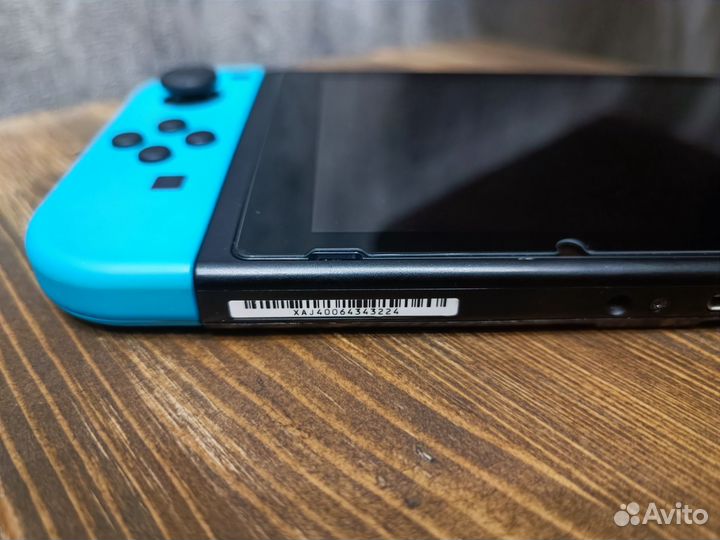 Nintendo switch rev 1 +256гб + чехол