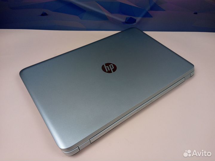 Ноутбук HP 17/8Gb/SSD 256Gb