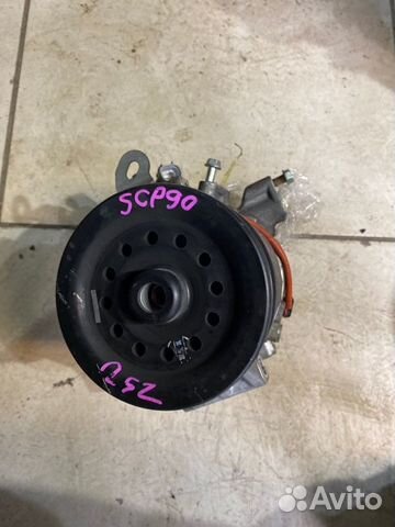 Компрессор кондиционера Toyota Vitz SCP90 2szfe
