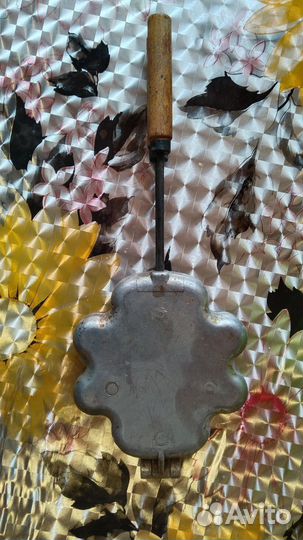 Вафельница орешница СССР