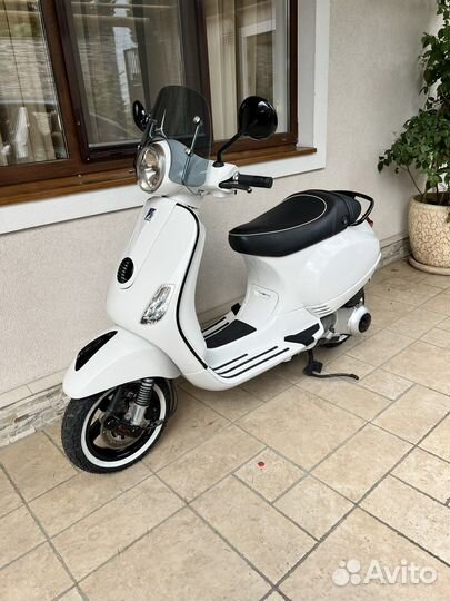Скутер Vespa lx150 i