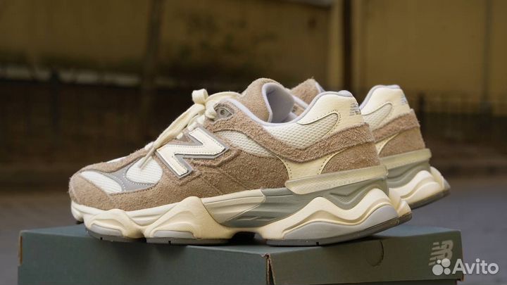 Кроссовки New Balance 9060 бежевые 41