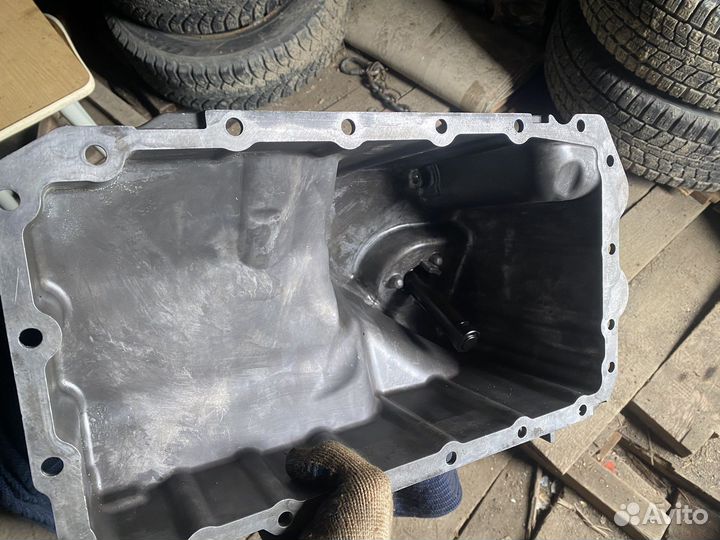 Поддон карьера bmw 13992010