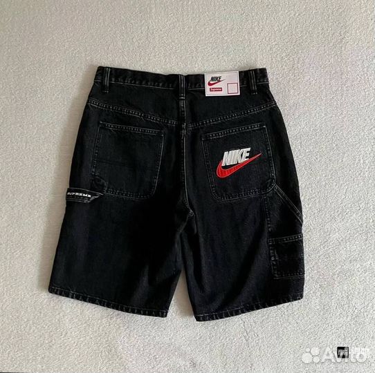 Шорты Nike x Supreme
