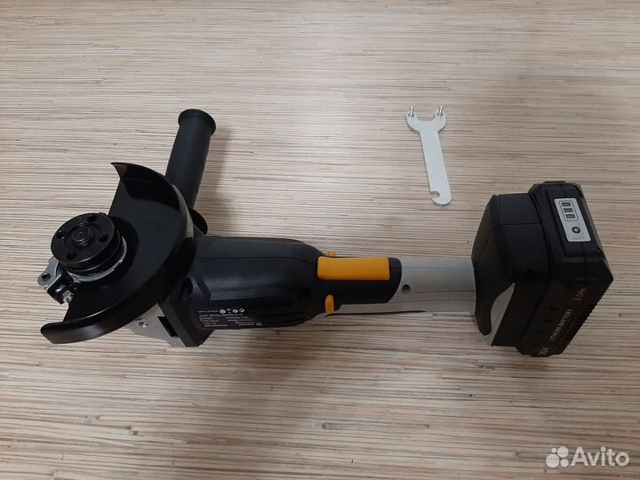 Аккумуляторный ушм deko