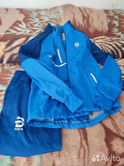 Лыжный разминочный костюм