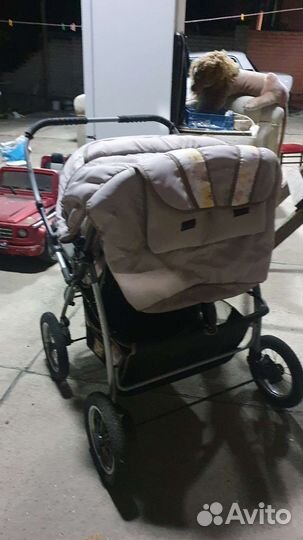 Коляска для двойни