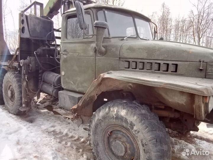 Урал 4320 с КМУ, 1990