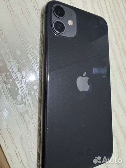 iPhone 11, 64 ГБ
