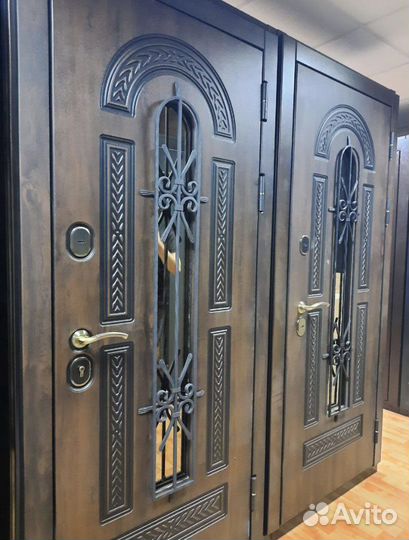 Дверь входная для дома