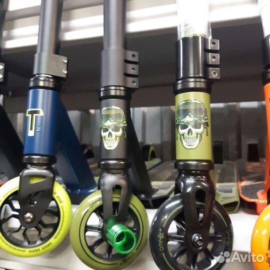 Трюковой самокат с пегой