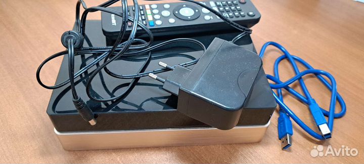 Iconobit XDS1003dt2. Встроенный dvb-t2 тюнер