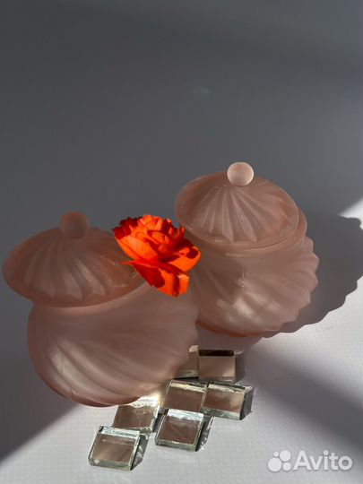 Баночки розовое стекло Европа винтаж