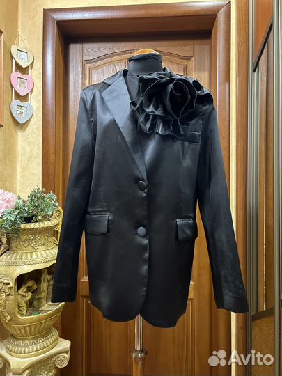 Saint laurent пиджак с розой