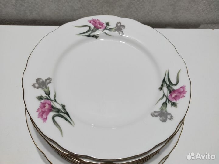 Набор столовой посуды фарфор