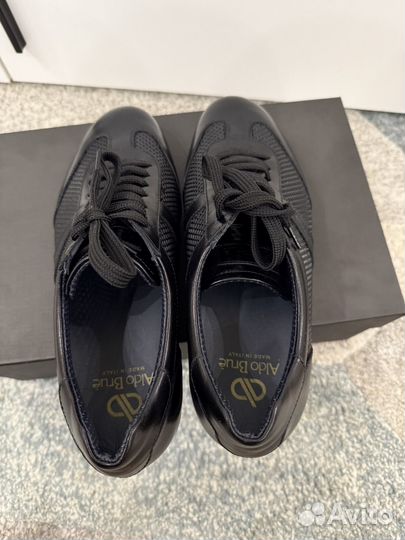 Туфли с перфорацией мужские 41 размера