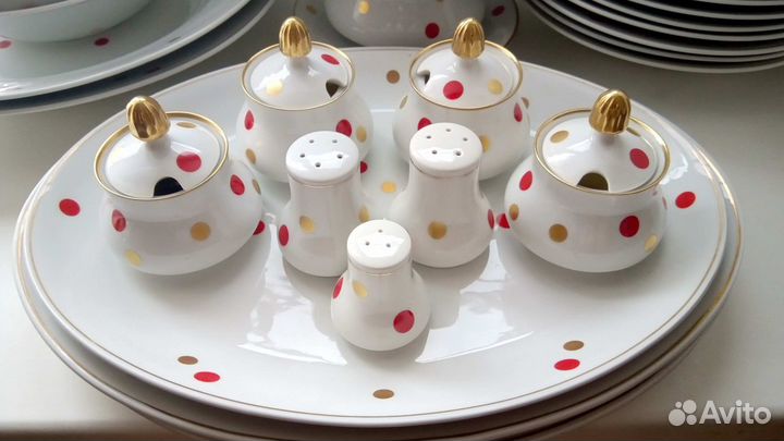 Фарфоровые сервизы производства гдр 80х гг