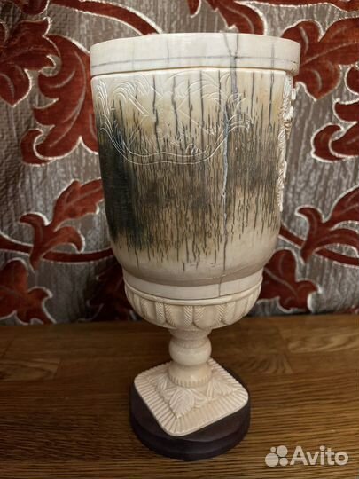 Кубок из бивня мамонта