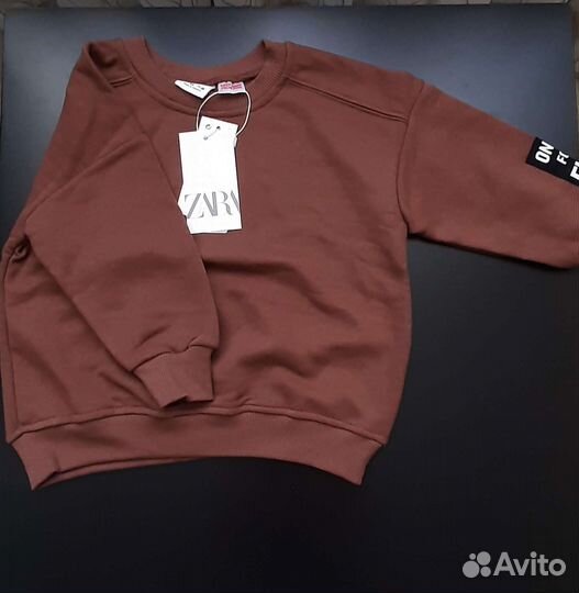 Костюм на мальчика Zara новый