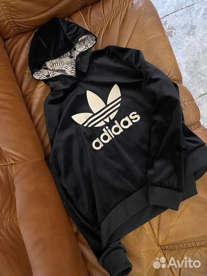 Худи велюровое adidas