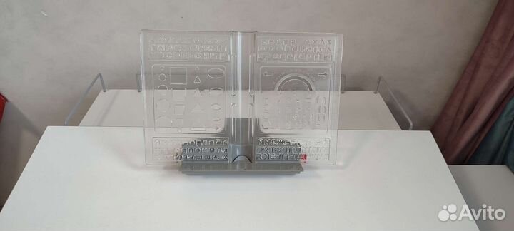 Растущая парта и стул.Стол школьный