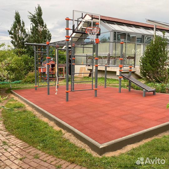 Спортивный уличный комплекс