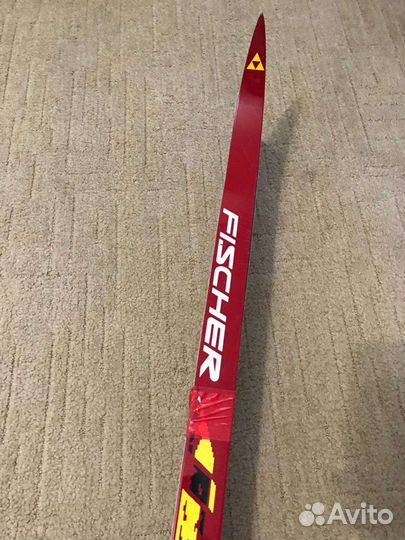 Лыжи беговые fisher