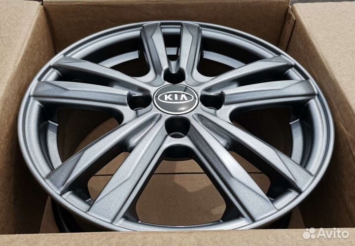 Kia Rio, Hyundai Solaris R15 новые