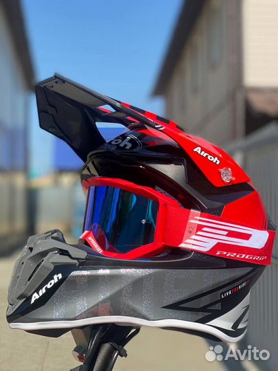 Кроссовый шлем Airoh Twist 2.0 Tech